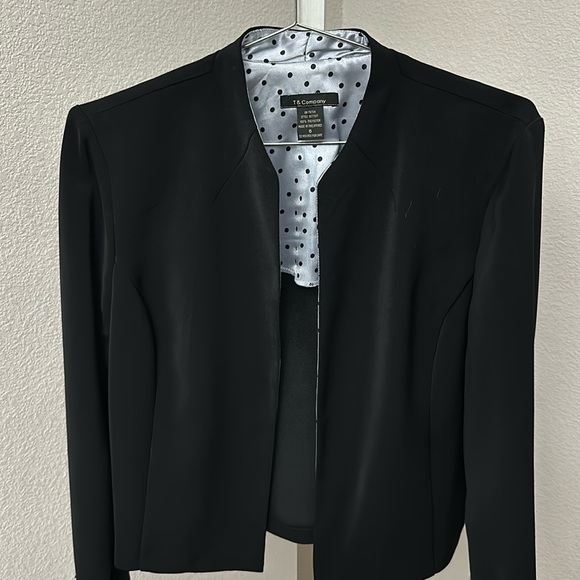 T&Company size 6 - Picture 1 of 3